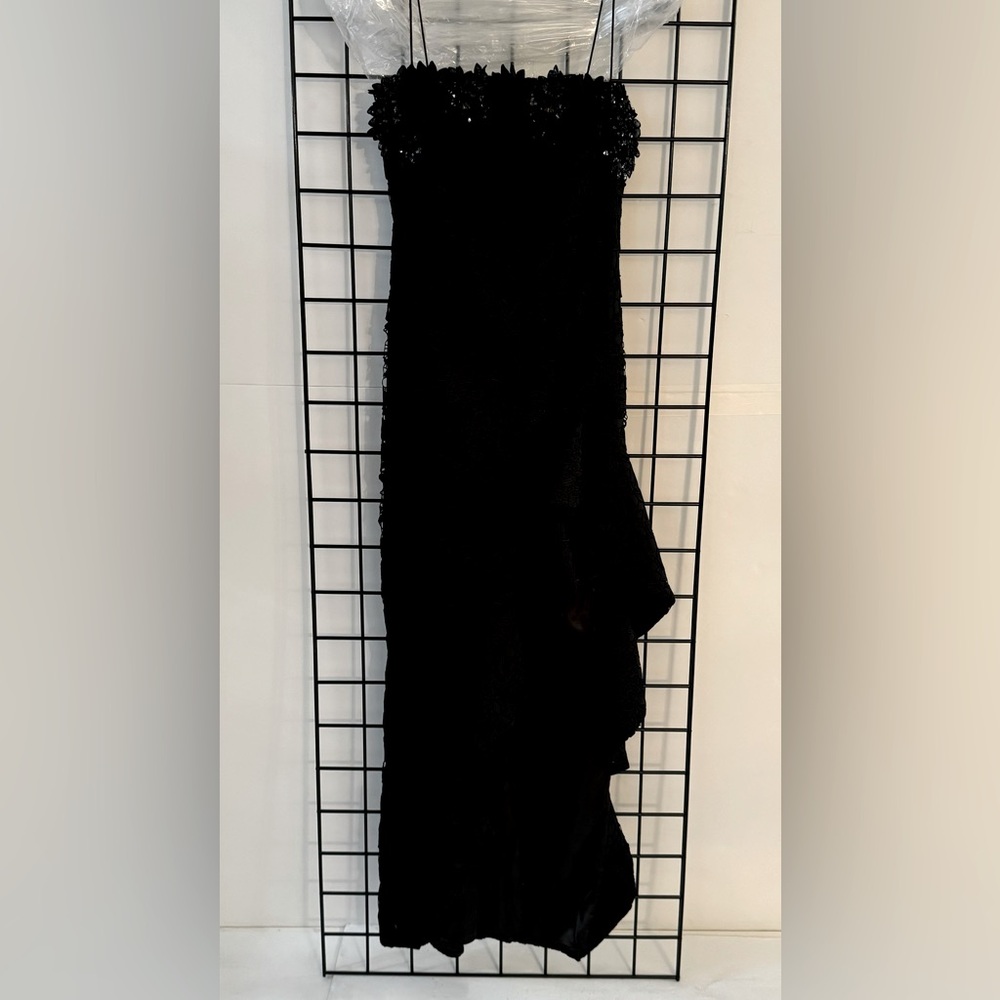 Ungaro Eva High Low Square Neck Floral Lace Gown - Picture 11 of 16